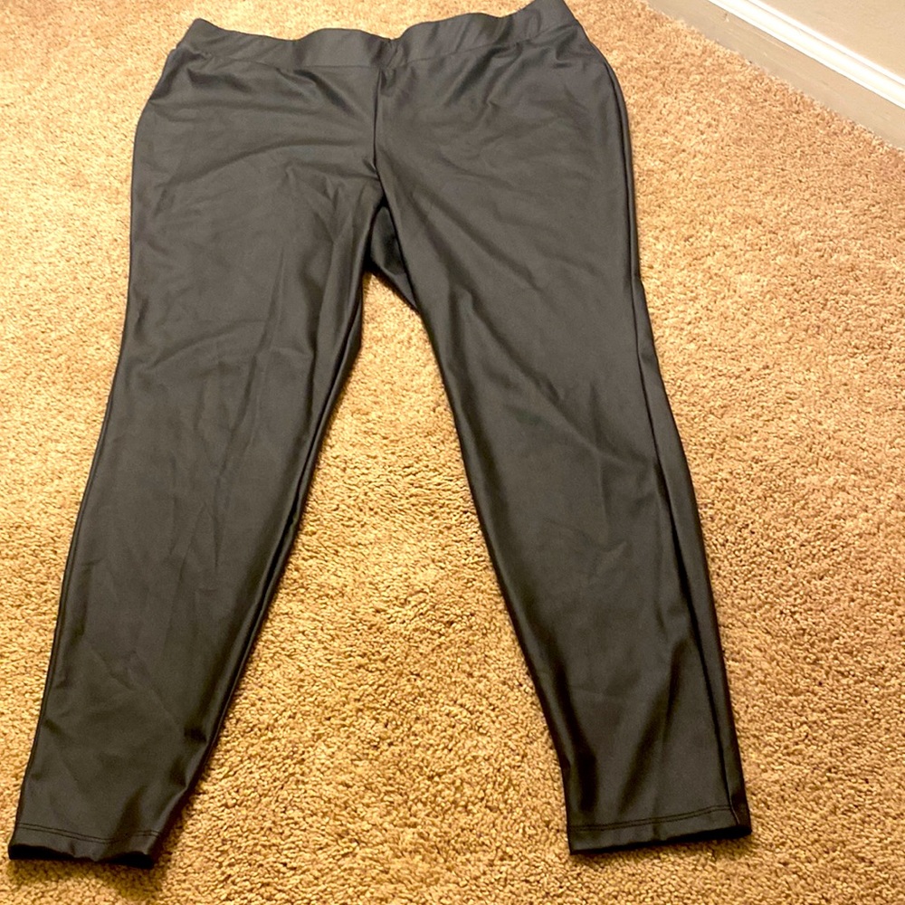 Women’s Torrid size 2 leather pants